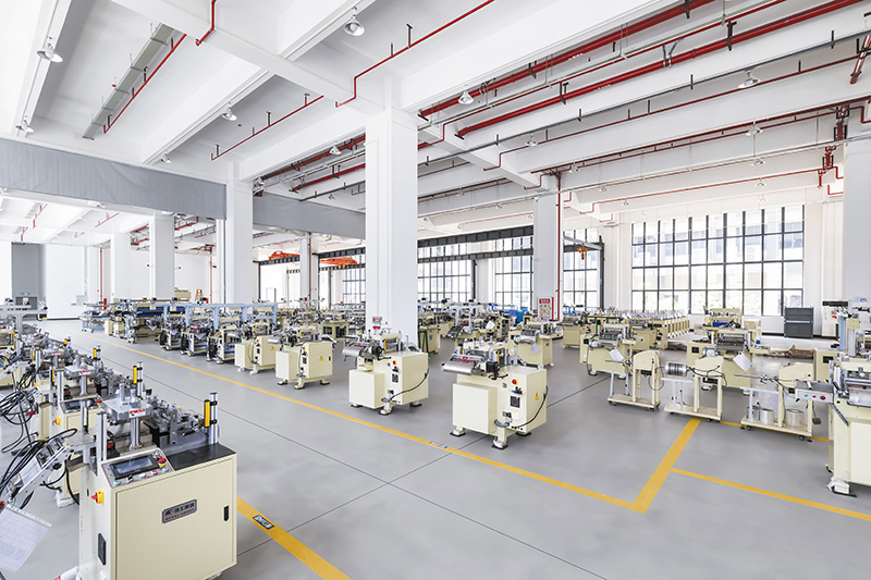 模切机车间-天行官方网站_天行（中国）股份有限公司